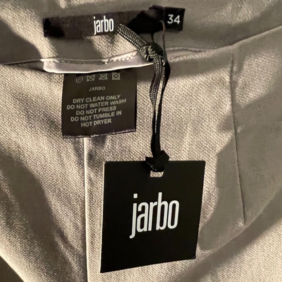 NWT Jarbo Gray slim crop pant w/back slits - Picture 6 of 8